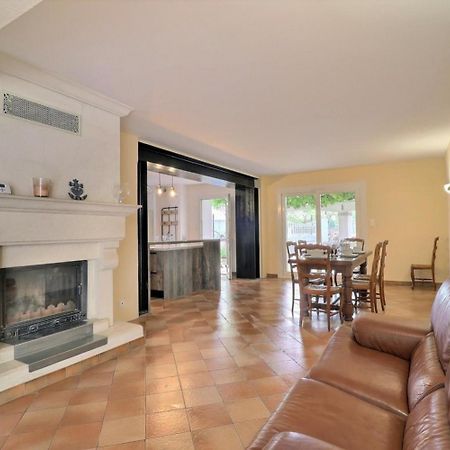 Villa Mariella Arles Ngoại thất bức ảnh